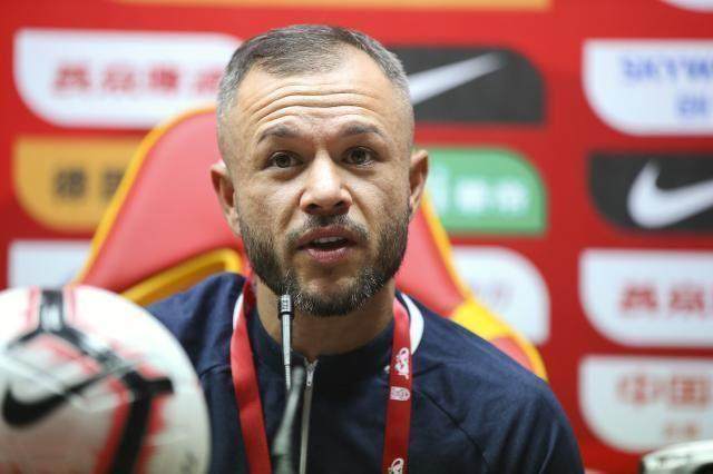 开云体育下载-菲律宾队长：中国队缺少3万球迷支持会更好对付